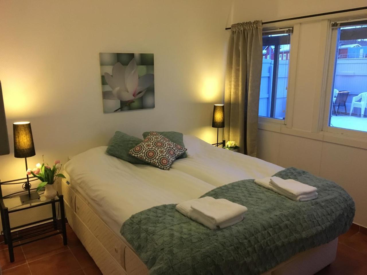 Maelaroe Hotell 에케로 외부 사진