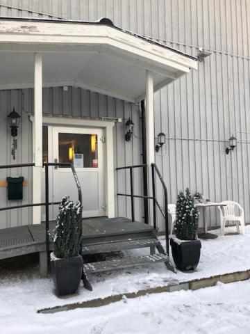 Maelaroe Hotell 에케로 외부 사진